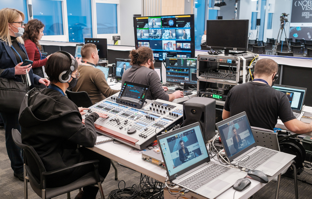 The Advantages Of Partnering With An Audio Visual Production Company